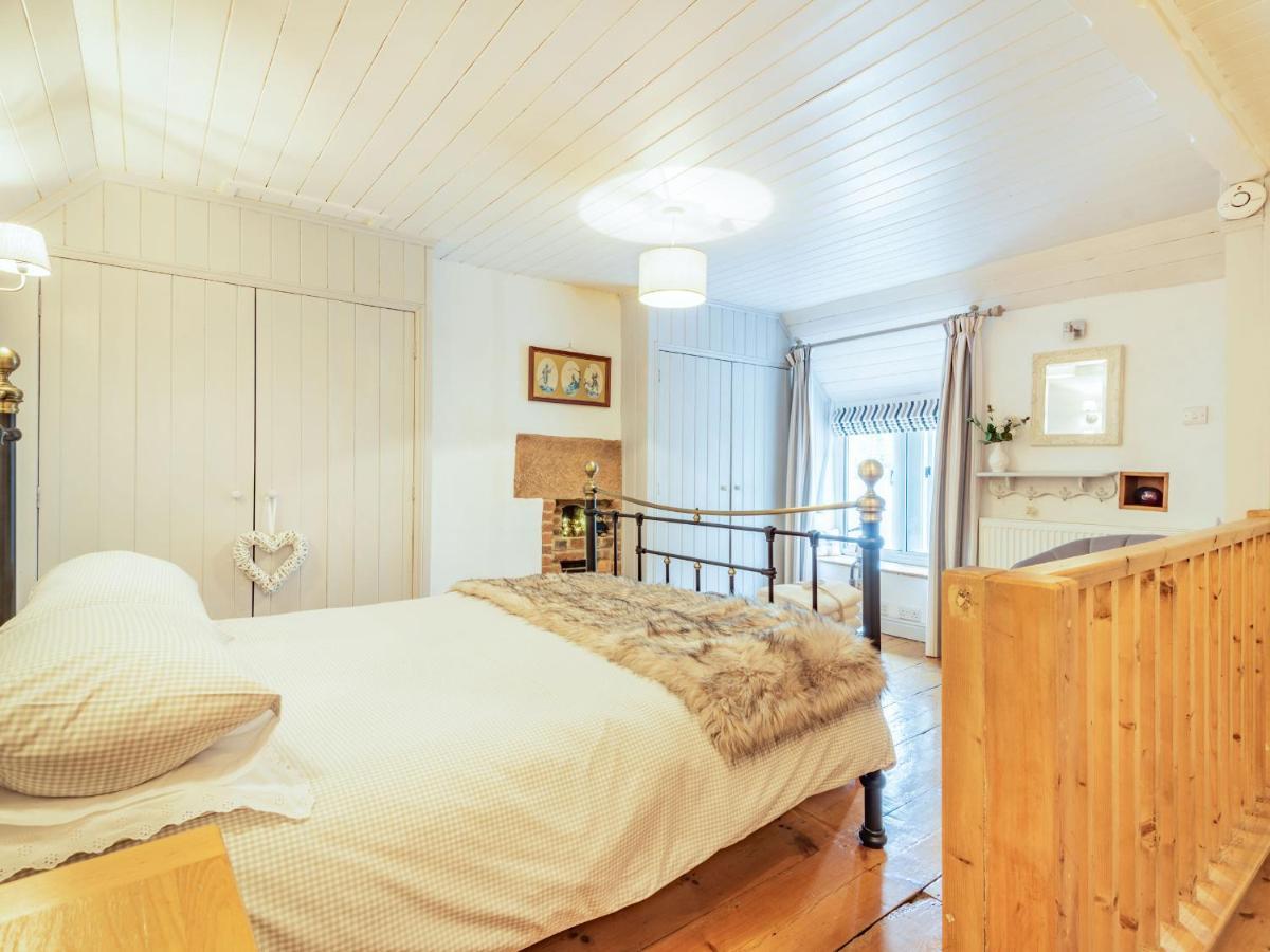 Calamine Cottage 克罗姆福德 外观 照片